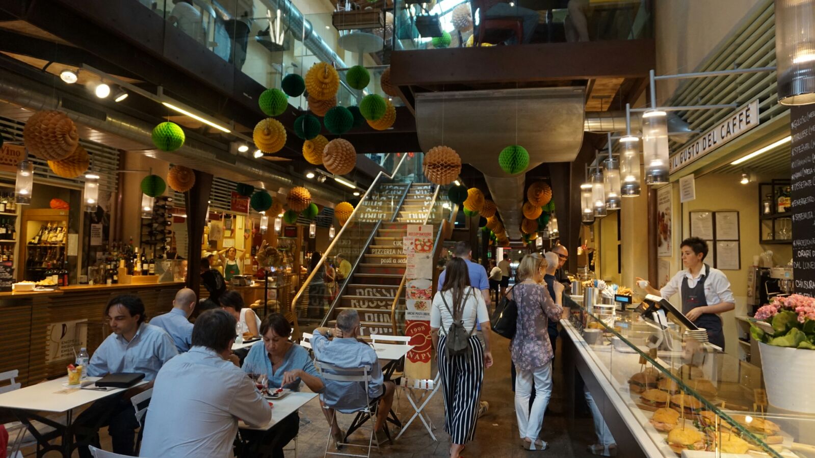 foodcourt 3
