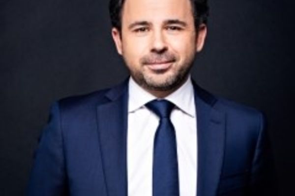  Romain GIRARD: Président du Syndicat National de l'Alimentation et de la Restauration Rapide