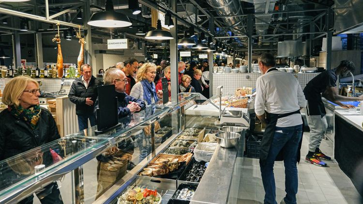 Le concept Biltoki mélange commerçants, traiteurs et restaurants.