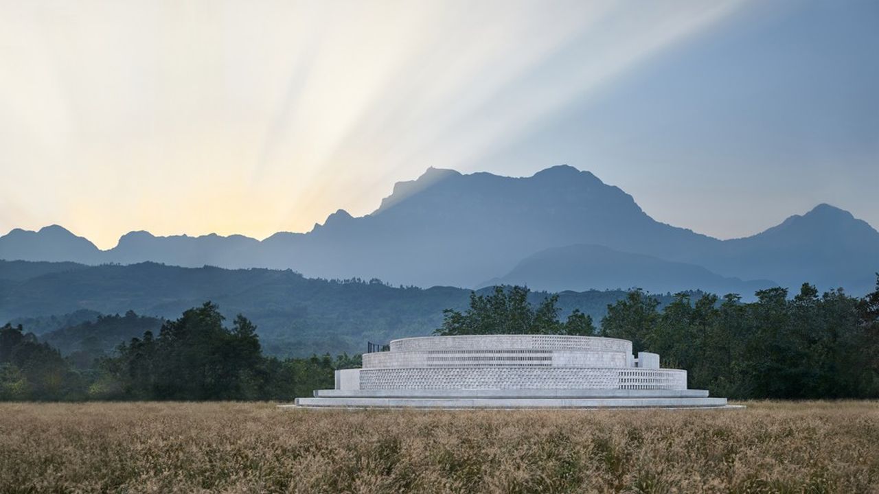 Pernod Ricard a bâti la première distillerie étrangère en Chine dans la province très fréquentée du Sichuan