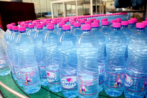 La préfecture des Vosges autorise la microfiltration à 0,45 microns des eaux Hépar et Contrex du département.